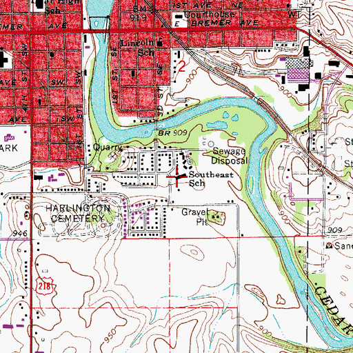 Topographic Map of Southeast Elementary School, IA