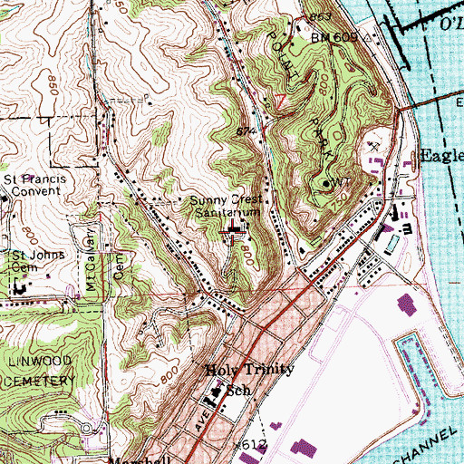 Topographic Map of Sunny Crest Sanitarium, IA