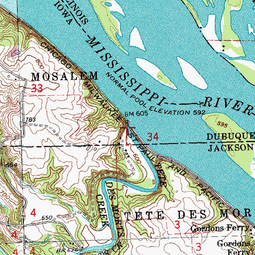 Topographic Map of Tete des Morts Creek, IA
