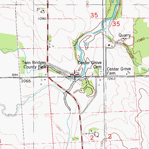 Topographic Map of Twin Bridges County Park, IA