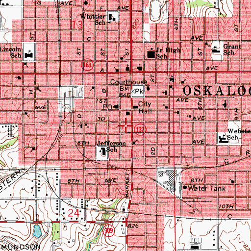 Topographic Map of Oskaloosa City Hall, IA