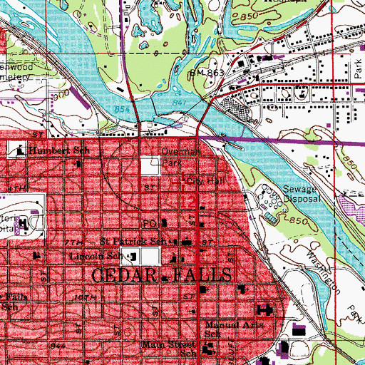 Topographic Map of Cedar Falls City Hall, IA
