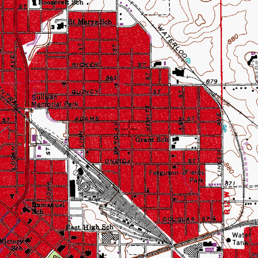 Topographic Map of KBBG-FM (Waterloo), IA