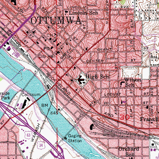 Topographic Map of Ottumwa High School, IA
