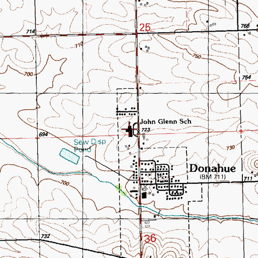 Topographic Map of John Glenn Elementary School, IA
