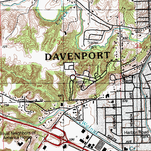 Topographic Map of Fairmont Cemetery, IA