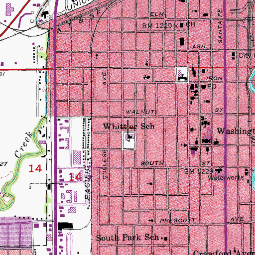 Topographic Map of Cottonwood Elementary School, KS