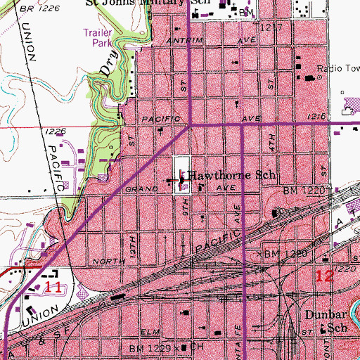 Topographic Map of Hawthorne Elementary School, KS