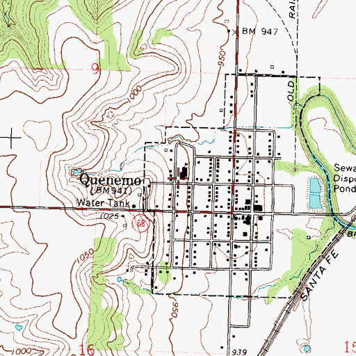 Topographic Map of Marais des Cygnes Middle School, KS