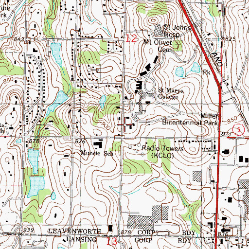 Topographic Map of KCLO-AM (Leavenworth), KS