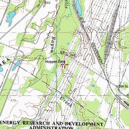 Topographic Map of Hopper Cemetery, KY