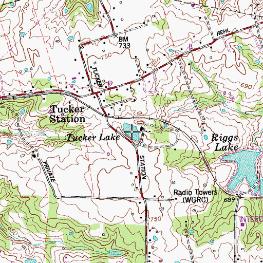 Topographic Map of Tucker Lake, KY