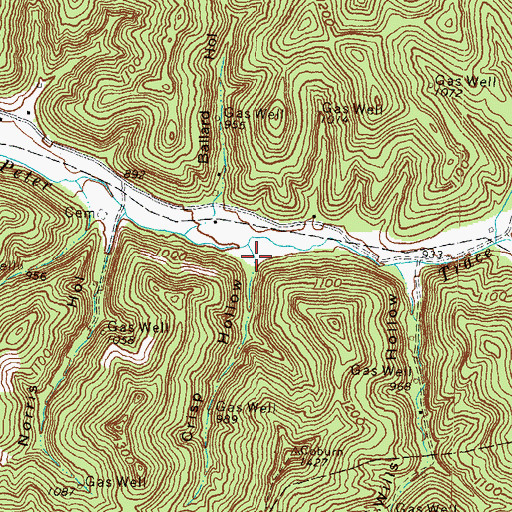 Topographic Map of Crisp Hollow, KY
