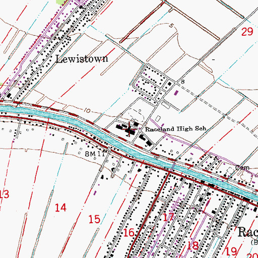 Topographic Map of Raceland High School, LA