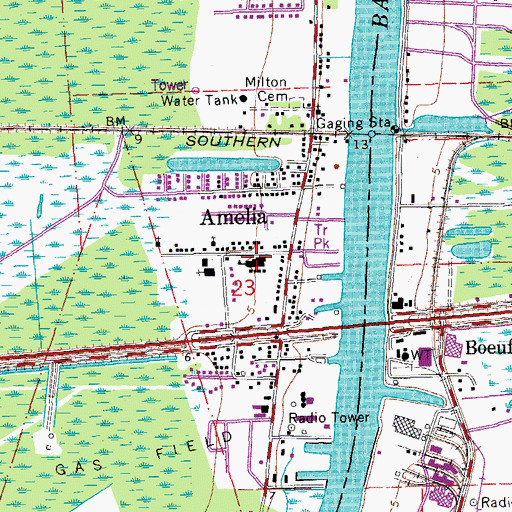 Topographic Map of J S Aucoin Elementary School, LA