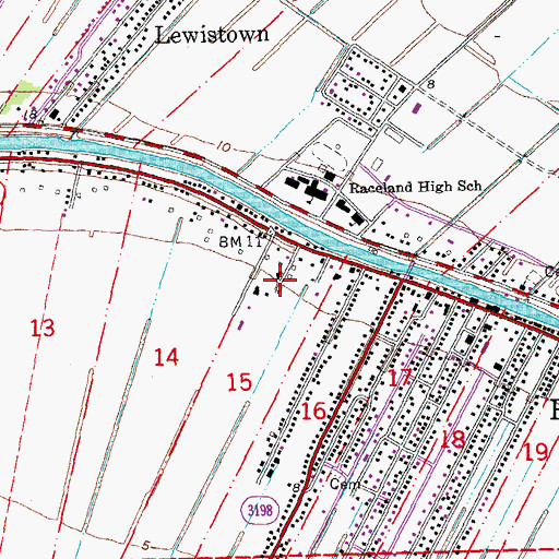Topographic Map of Raceland Middle School, LA