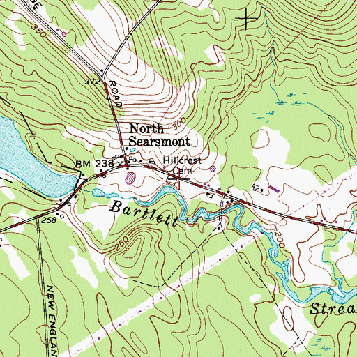 Topographic Map of Hillcrest Cemetery, ME