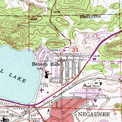 Topographic Map of Beverly Hills, MI