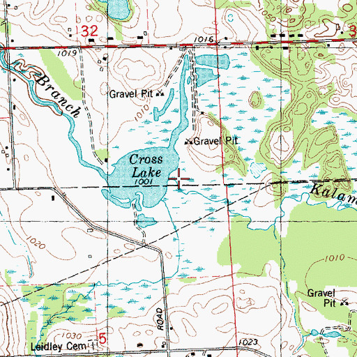 Topographic Map of Cross Lake, MI