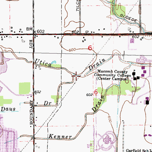 Topographic Map of Daus Drain, MI