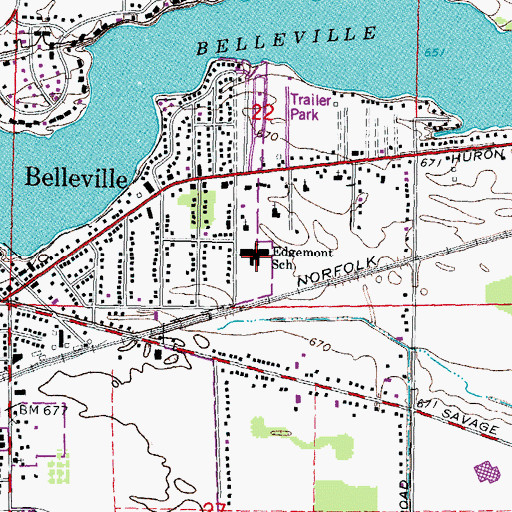 Topographic Map of Edgemont School, MI
