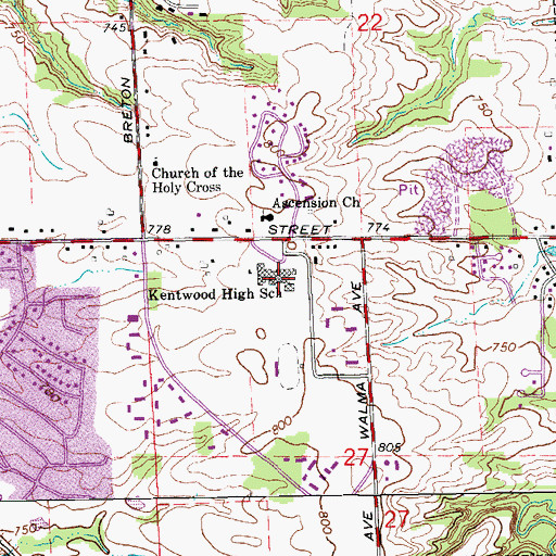 Topographic Map of Crestwood Middle School, MI