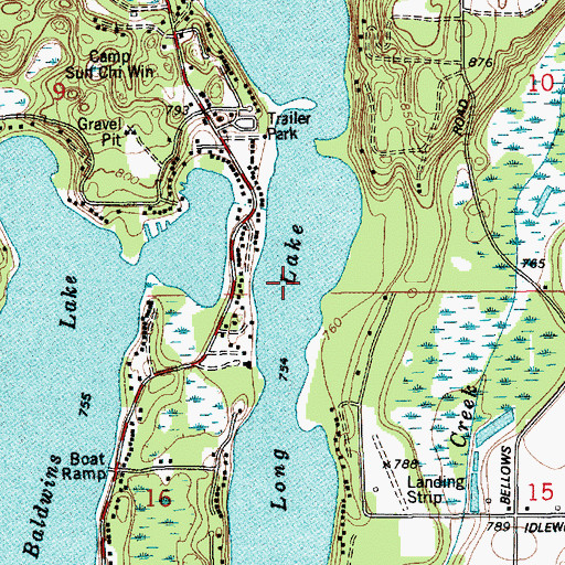 Topographic Map of Long Lake, MI