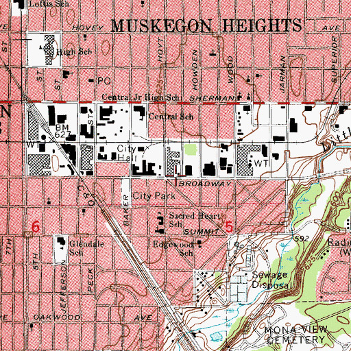 Topographic Map of Muskegon Heights, MI