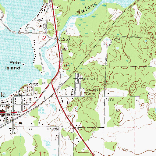 Topographic Map of Isle Cemetery, MN