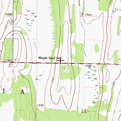 Topographic Map of Maple Leaf School, MN