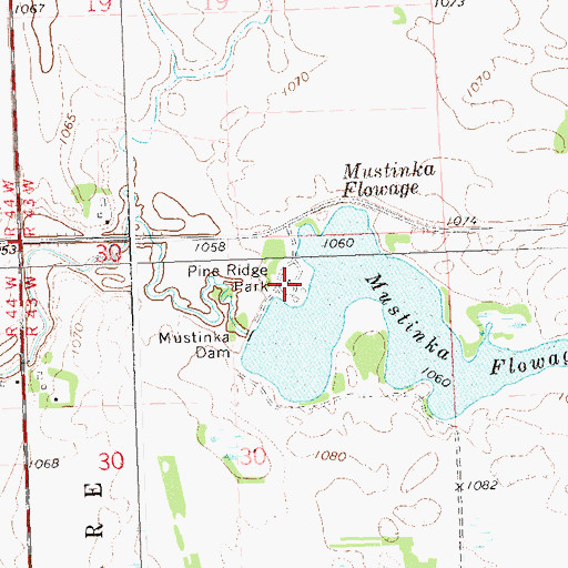 Topographic Map of Pine Ridge Park, MN