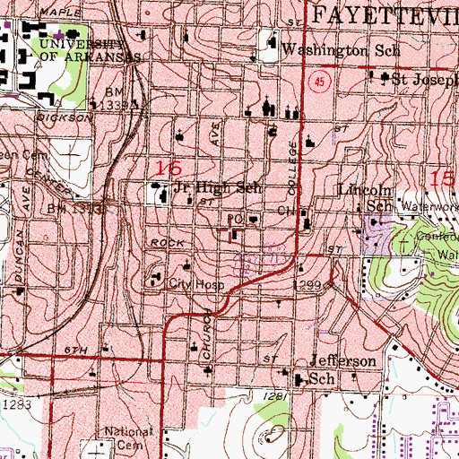 Topographic Map of Fayetteville City Hall, AR