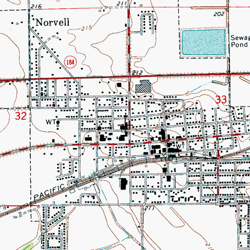 Topographic Map of Earle Elementary School, AR