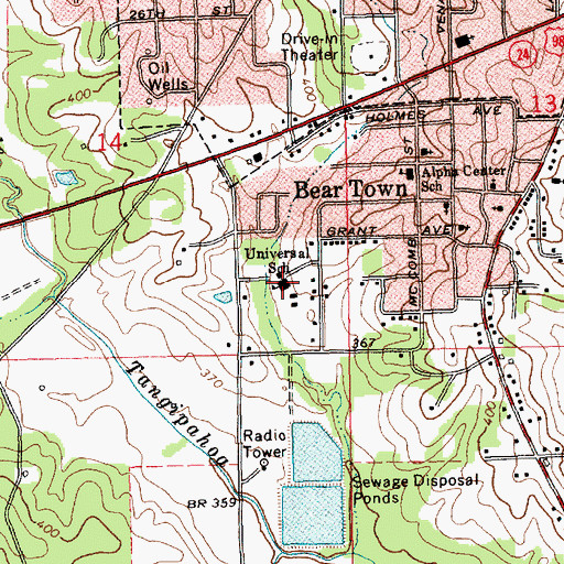 Topographic Map of Universal School, MS