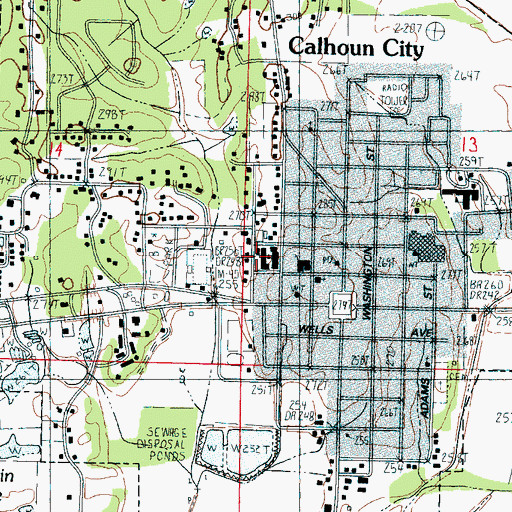 Topographic Map of Calhoun City Middle School, MS