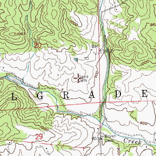 Topographic Map of Davis Cemetery, MO