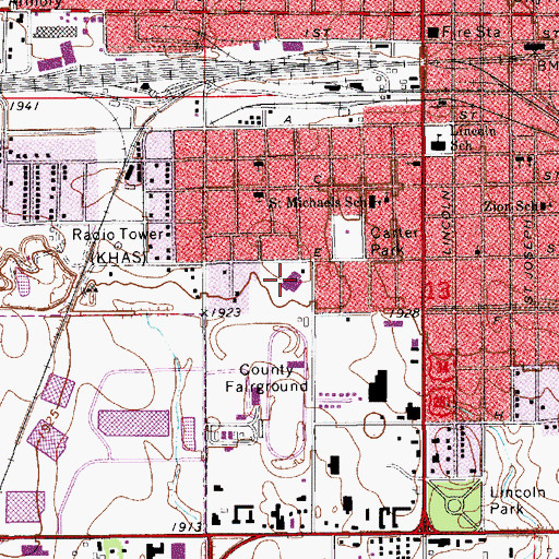 Topographic Map of Lincoln Elementary School, NE