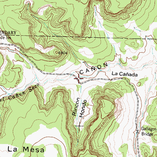 Topographic Map of Rincon Hondo, NM