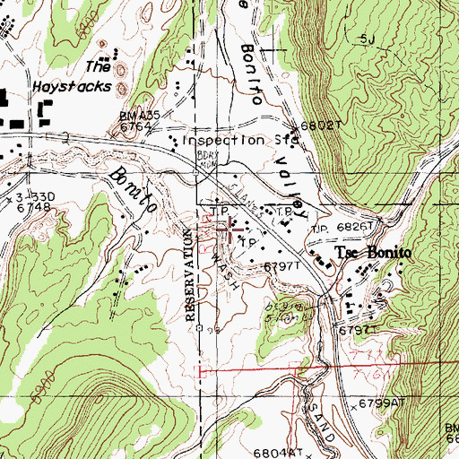 Topographic Map of Tse Bonita Trading Post, NM