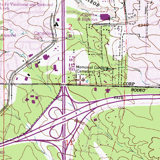 Topographic Map of Santa Fe Memorial Gardens, NM