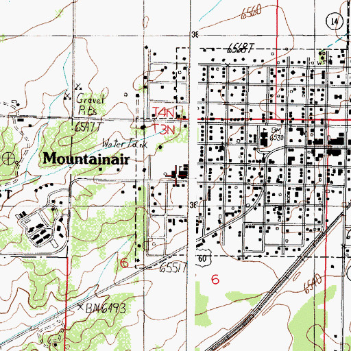 Topographic Map of Mountainair Junior High School, NM