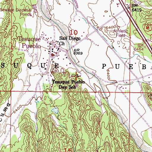 Topographic Map of Tesuque Pueblo Day School, NM