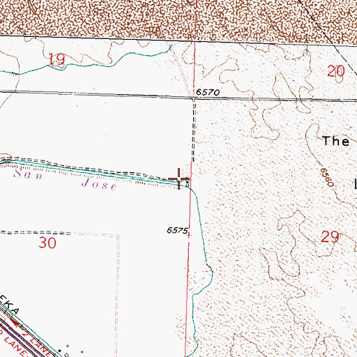 Topographic Map of 10076 Water Well, NM
