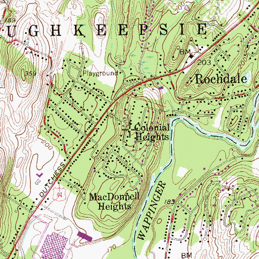 Topographic Map of Colonial Heights, NY