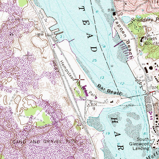 Topographic Map of Hempstead Harbor Park, NY