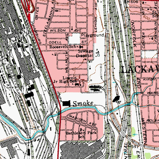 Topographic Map of Lincoln Junior High School, NY