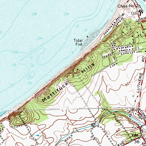 Topographic Map of Mattituck Hills, NY