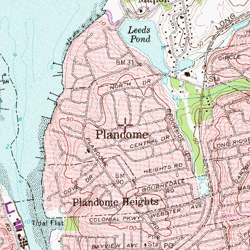 Topographic Map of Plandome, NY