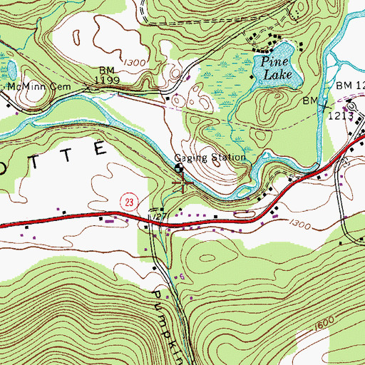 Topographic Map of Pumpkin Hollow, NY