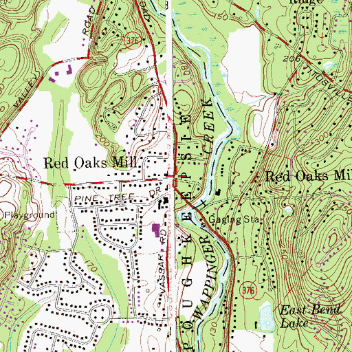 Topographic Map of Red Oaks Mill, NY